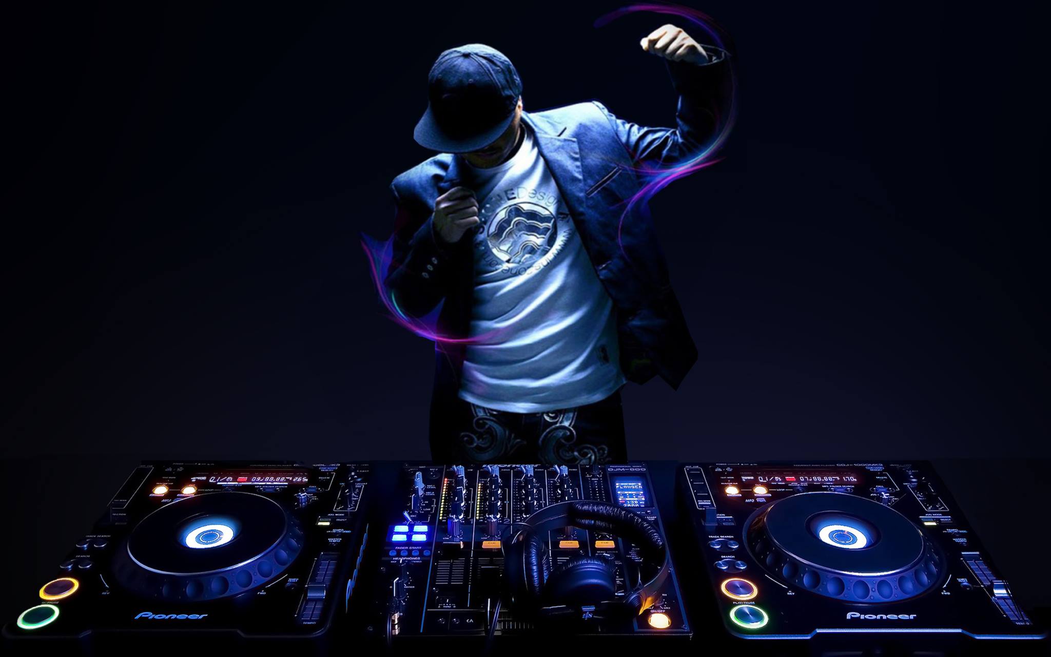 Nico Engelmann Night Clubbing